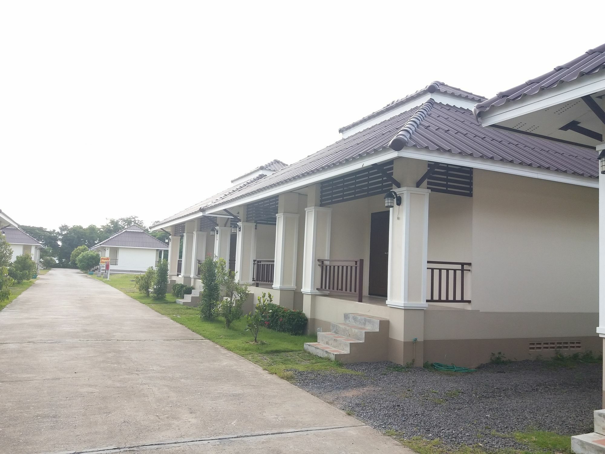 Samsiri Resort Korat Nakhonratchasima Exteriör bild